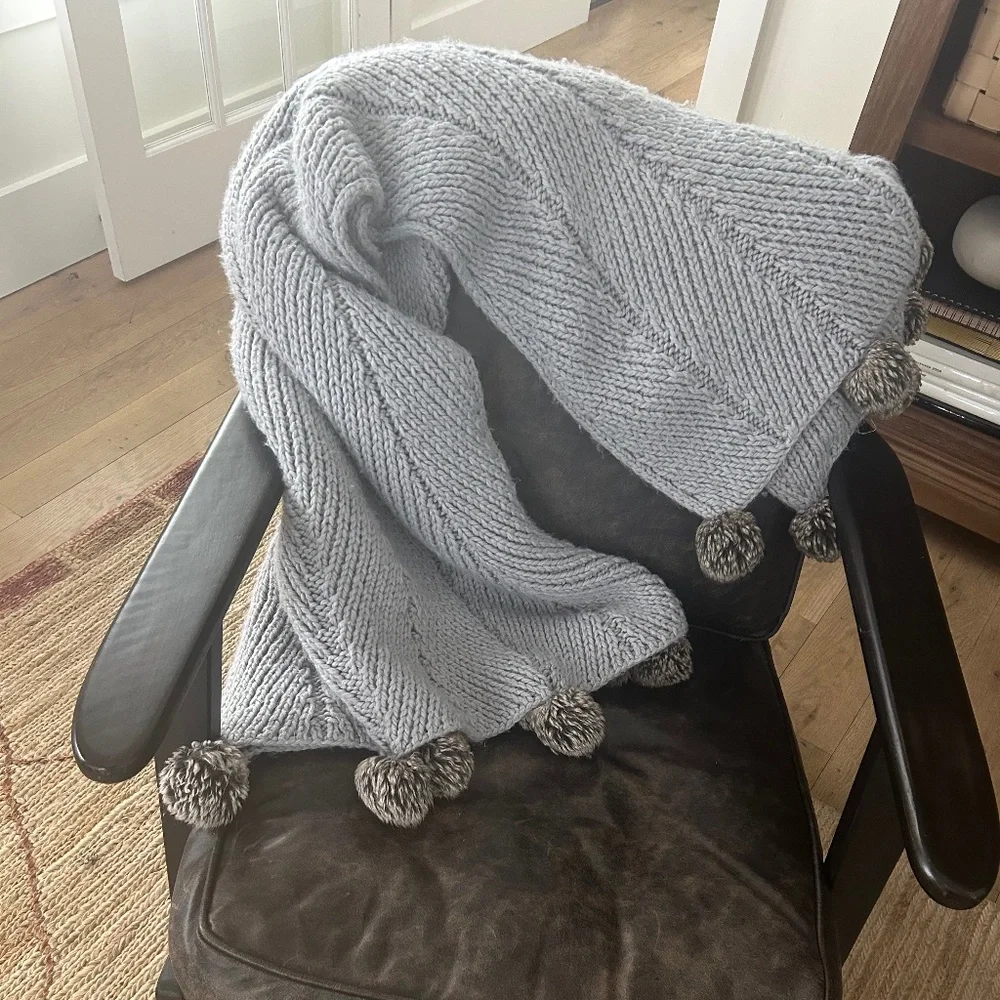 POTTERY BARN Faux Fur Pompom 55” x 58” Throw Blanket in Gray